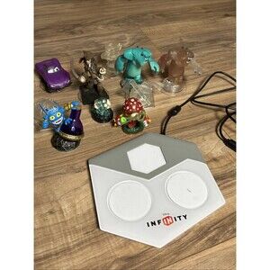 Skylanders Disney Infinity Lot Collectible Game Accessories Untested 10 Pc Lot